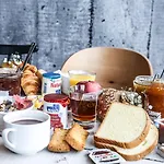 B&B Hotel Meaux מו