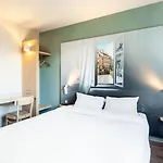 B&B Hotel Meaux מלון