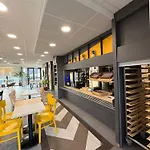 B&B Hotel Meaux מלון 2*
