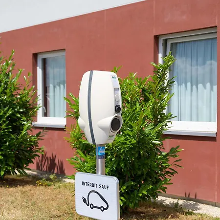 B&B Hôtel MEAUX Hotel 2*