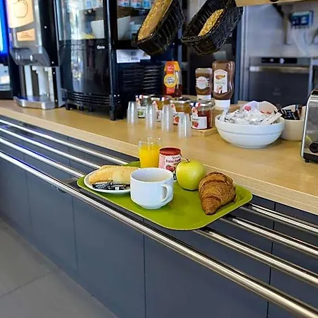 B&B Hotel Meaux 2*