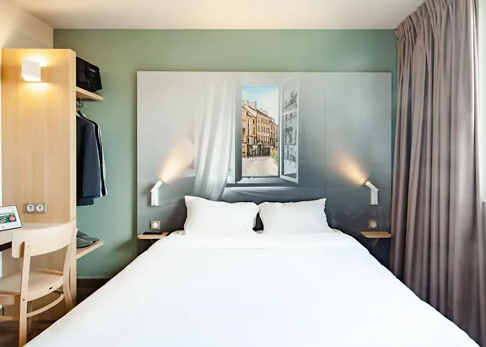 B&B Hôtel MEAUX Hotel 2*