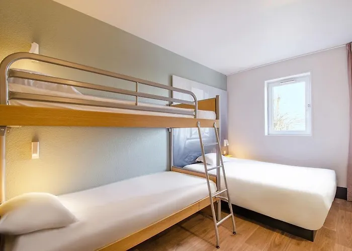 Szálloda B&B Hotel Meaux 2*